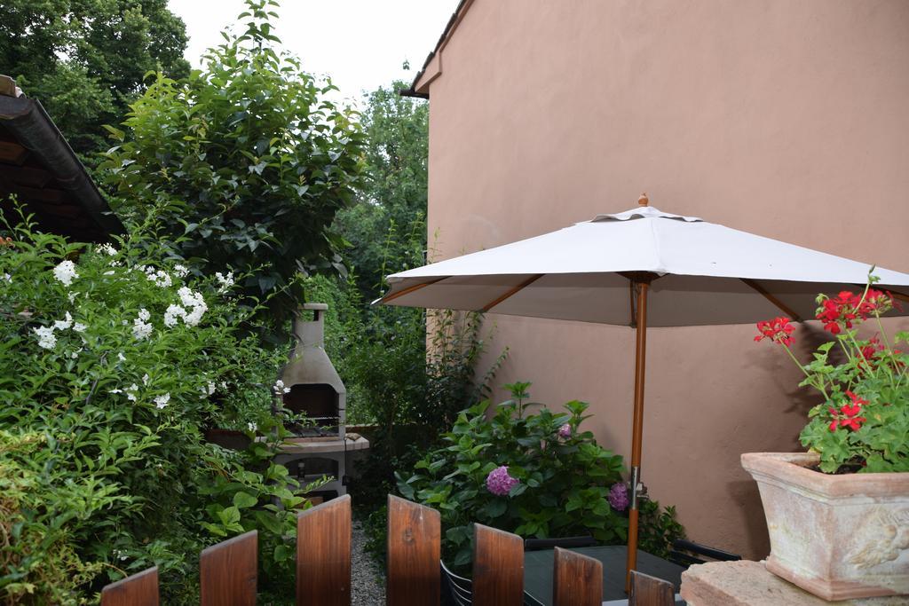 Apartment Casa Antica Chianni Bagian luar foto